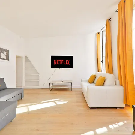 Appartement Mezzanine Quartier Chatelet Les Halles 4 Free Netflix-2